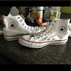 white hightop converse! size 6.5/8.5